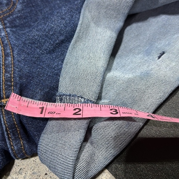 Levi’s Denizen High Rise,cuffed, five pocket,belt loop, stretch 2.5” rise,jeans - Picture 12 of 12